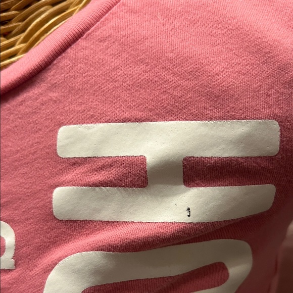 Y2K Hollister Pink Tee with White Name Logo - Picture 4 of 7